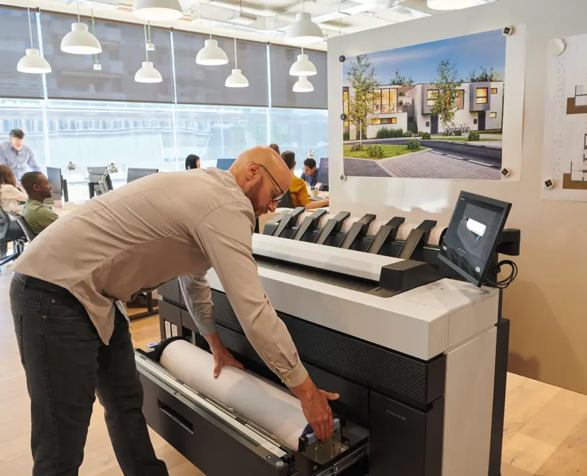 HP Designjet XL 3800 MFP Enterprise Lyfestyle 05 (2)